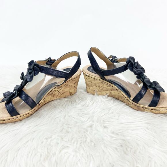 BOC Born Concepts 7 Women's Black Leather Floral Wedge Heel Ankle Strap Sandal - Picture 10 of 14